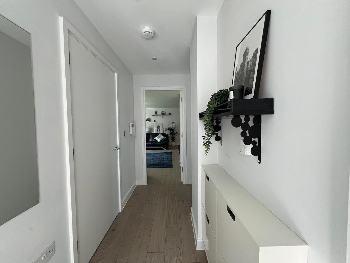 Apartment - At Addenbrooke Hospital And Bio Campus - Free Private Parking